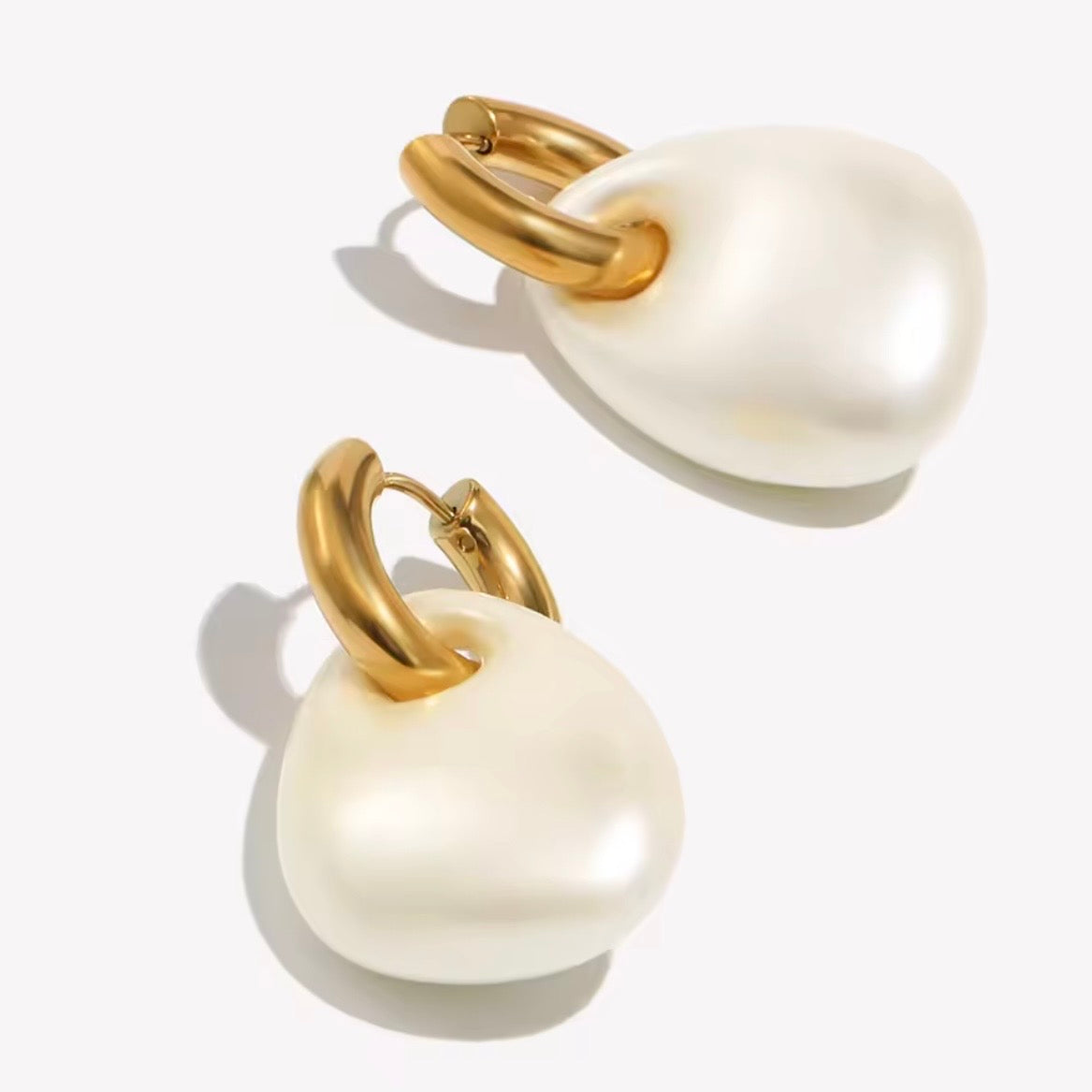 Agnes 18K Waterproof